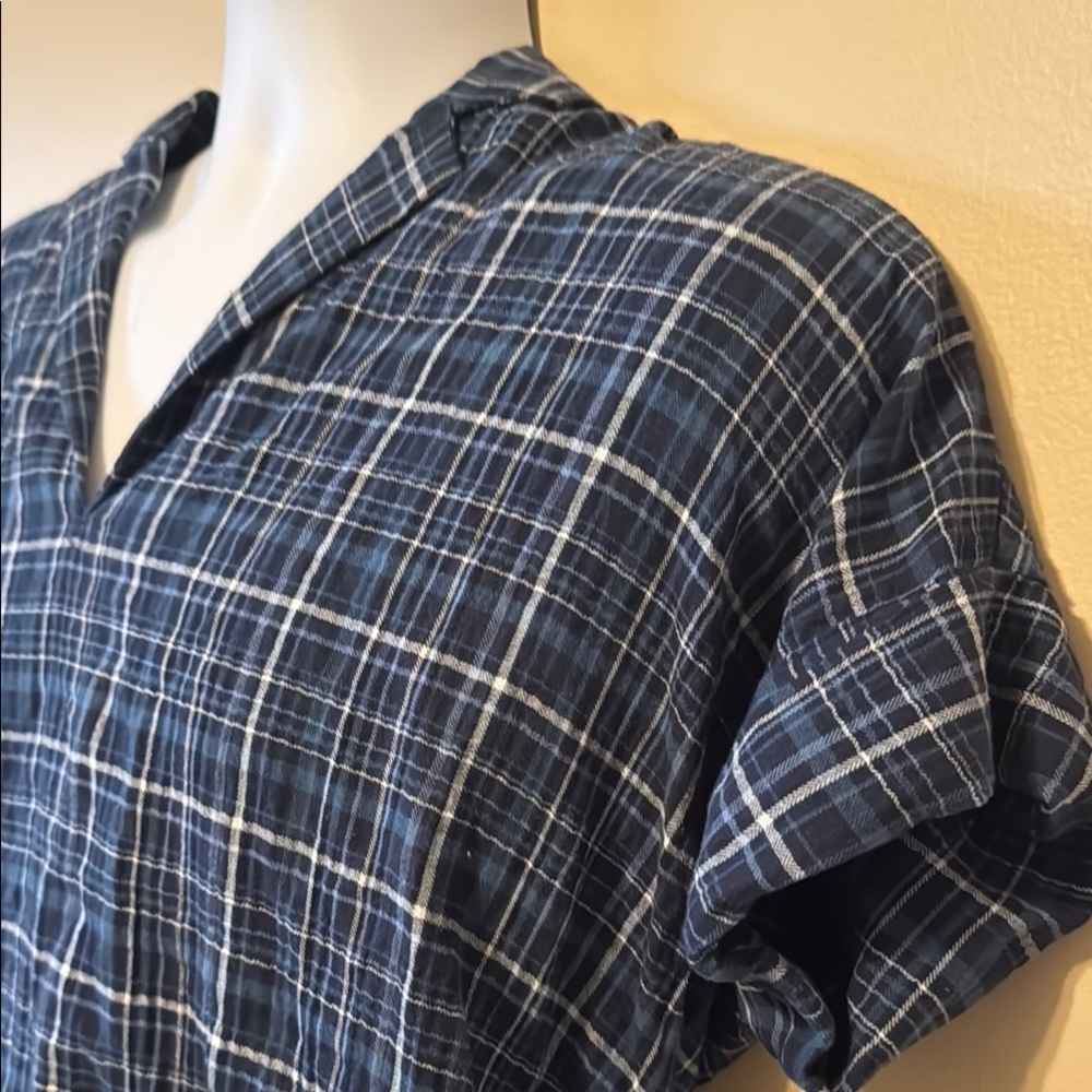 Madewell Blue and White Relaxed Button Down Shirt - Picture 3 of 10